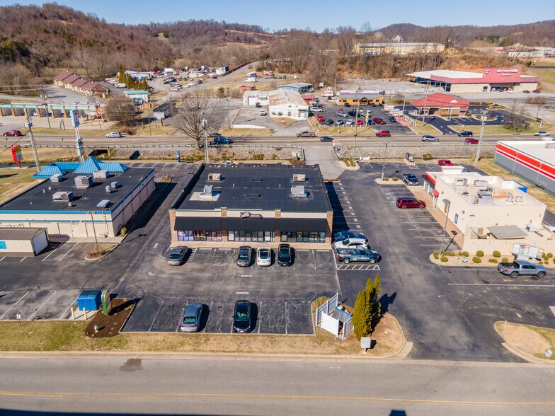 More Photos Of 2940 Paulena Dr, Bristol Storefront For Sale