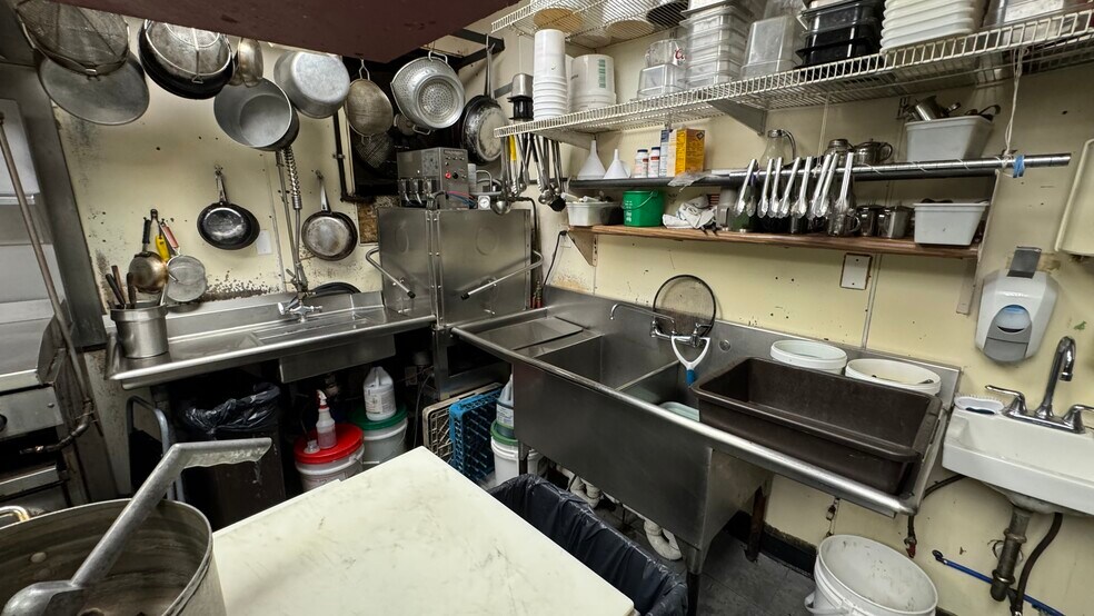 More Photos Of 840 Belvidere Rd, Phillipsburg General Retail For Sale