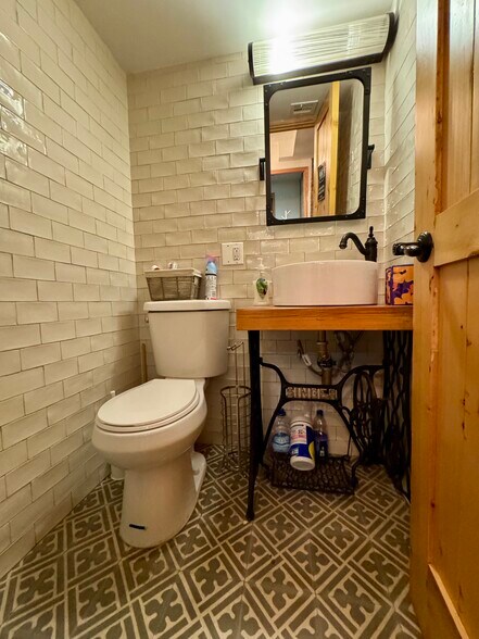 More Photos Of 308 Malcolm X Blvd, Brooklyn Storefront Retail Residential For Lease