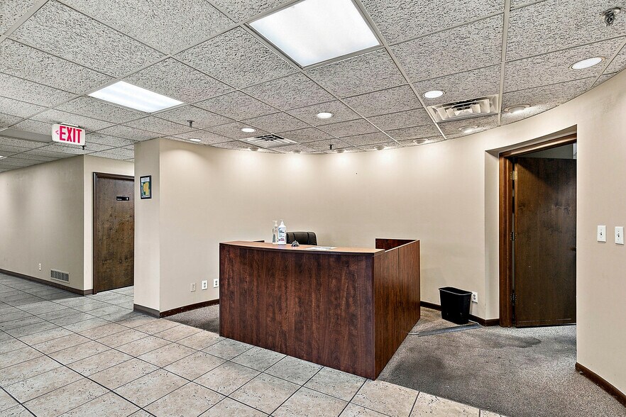 More Photos Of 33842 James J. Pompo Dr, Fraser Manufacturing For Sale