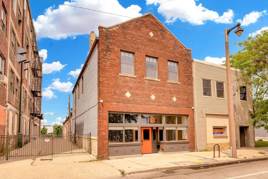 Primary Photo Of 1331 N Martin Luther King Dr, Milwaukee Storefront Retail Residential For Sale