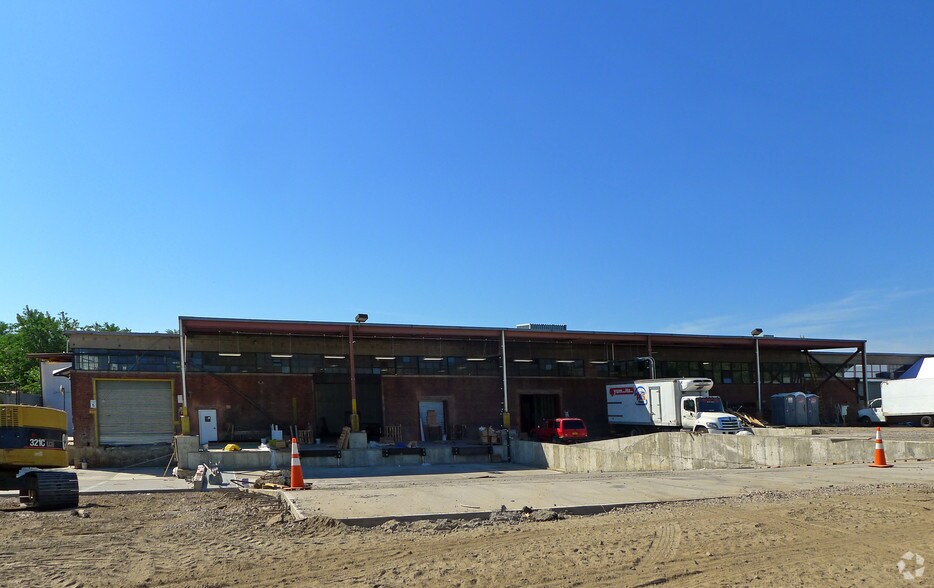 More Photos Of 5700 Avenue D, Brooklyn Warehouse For Lease