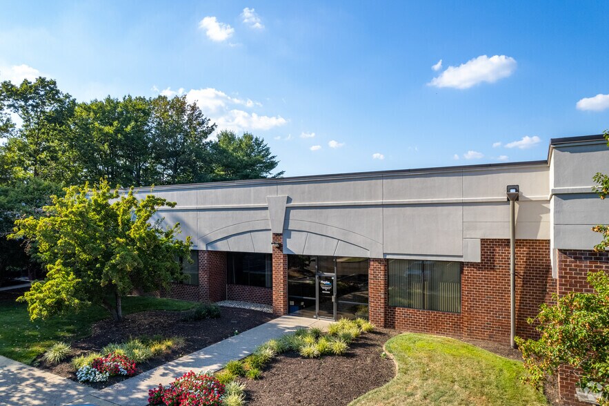 More Photos Of 105 Terry Dr, Newtown Light Distribution For Lease