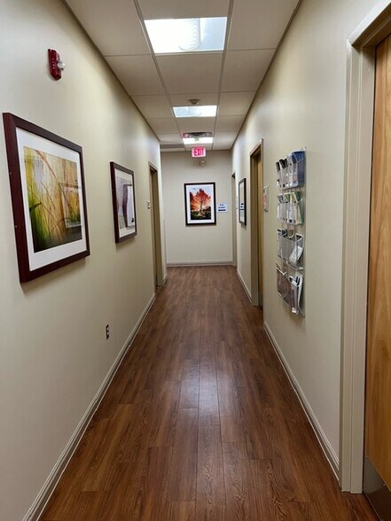 More Photos Of 1909 New Rd, Northfield Medical For Lease