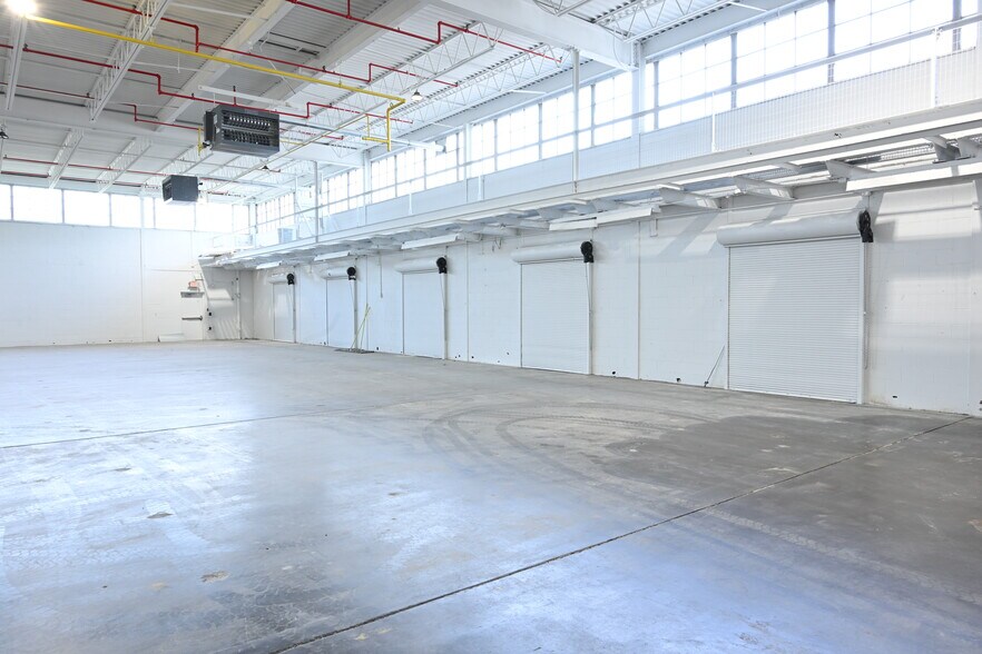 More Photos Of 200 28th St, McKeesport Warehouse For Sale
