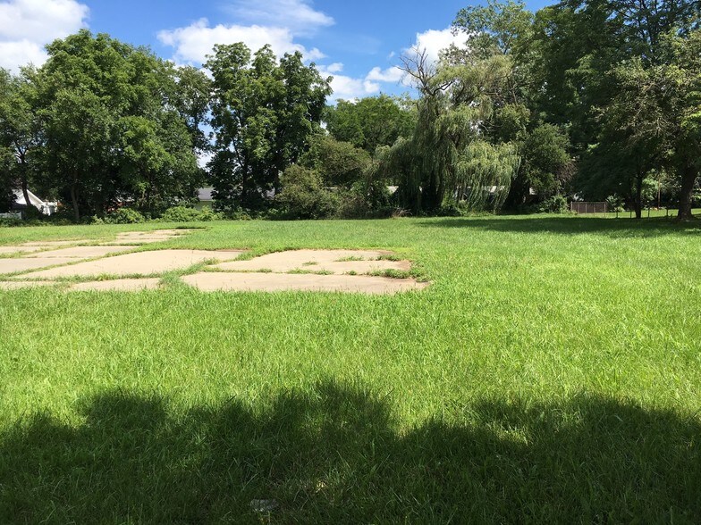 More Photos Of 2706 Grape Rd, Mishawaka Land For Sale