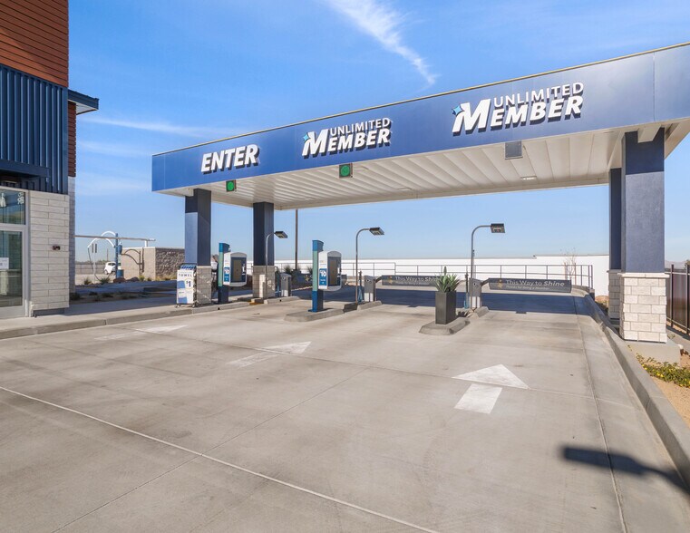 More Photos Of 17112-17122 Main St, Hesperia General Retail For Sale