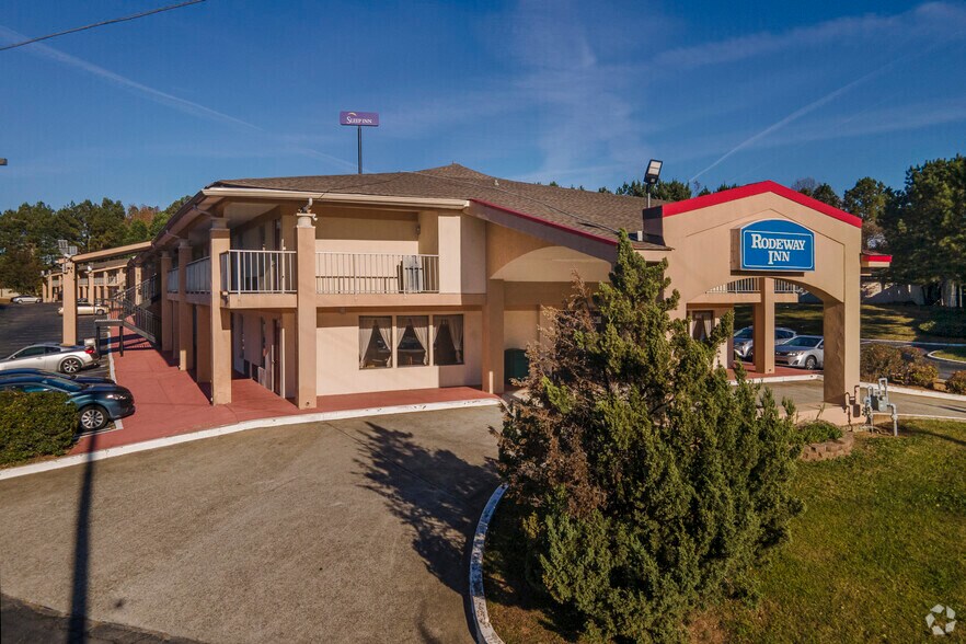 More Photos Of 2375 Delk Rd SE, Marietta Hotel For Sale