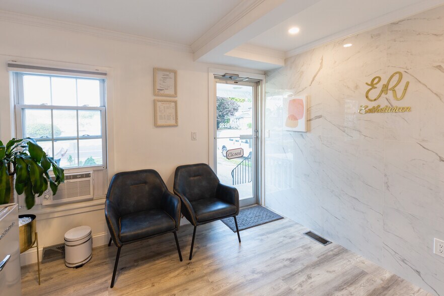 More Photos Of 176-178 Court St, Plymouth Apartments For Sale