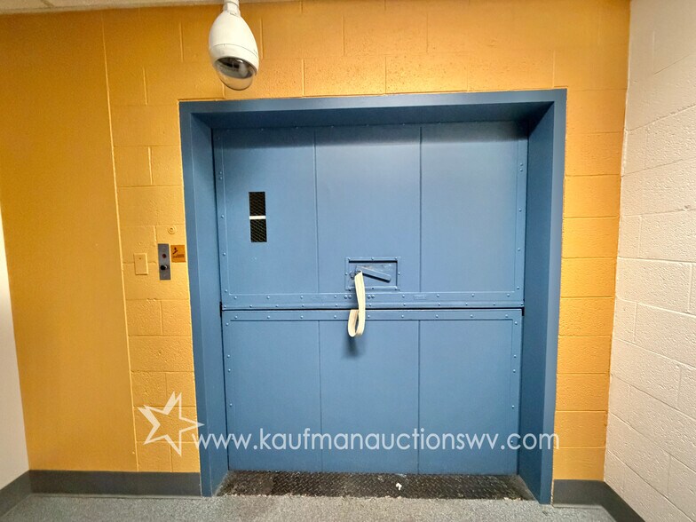 More Photos Of 347 W Main St, Clarksburg Office For Sale