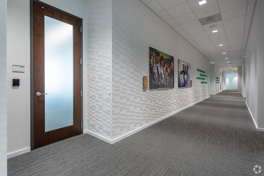 More Photos Of 65 Fairchild St, Charleston Office For Lease