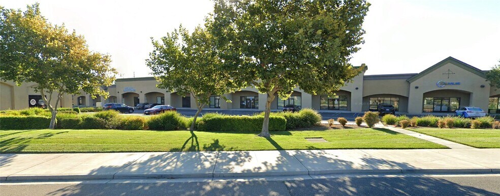 More Photos Of 580 N Wilma Ave, Ripon Office For Lease