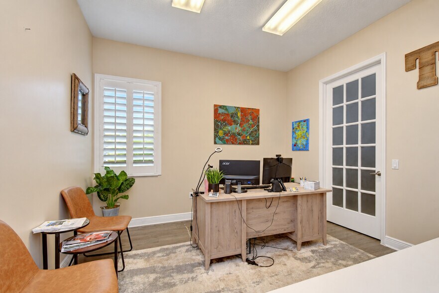 More Photos Of 5420 Land O Lakes Blvd, Land O' Lakes Office For Sale