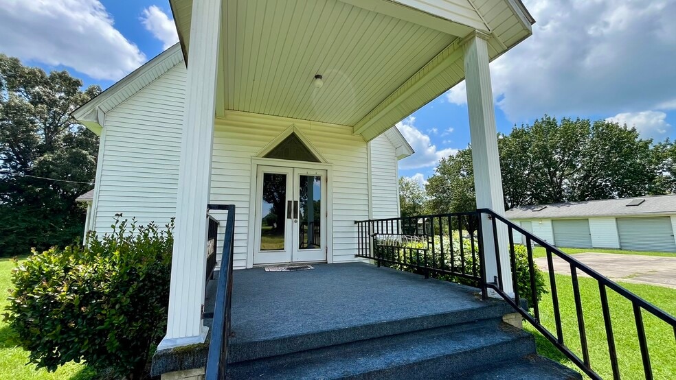 More Photos Of 101 Carmel Ridge Rd, Henderson Religious Facility For Sale