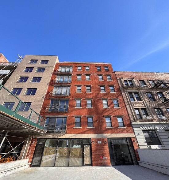 Primary Photo Of 235 Ocean Pky, Brooklyn Apartments For Sale