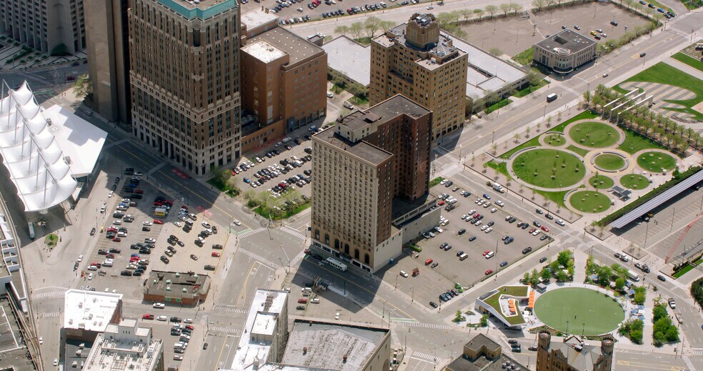 More Photos Of 400 Bagley St, Detroit Apartments For Sale