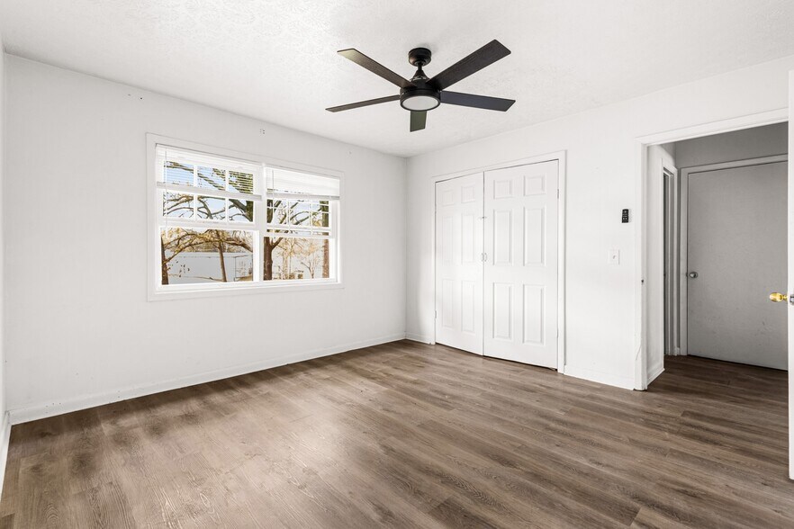 More Photos Of 210 Matthews Ave, Carrollton Apartments For Sale