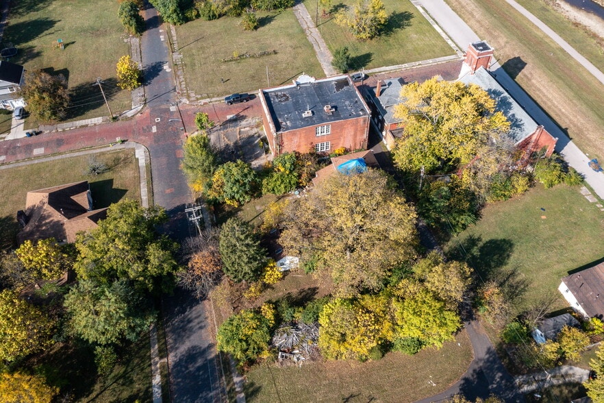 More Photos Of 408 N Conover St, Dayton Schools For Sale