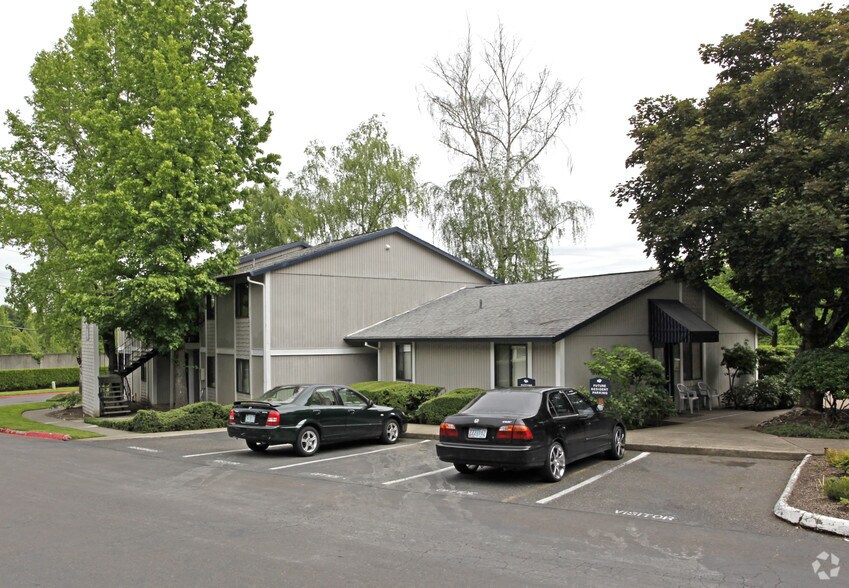 More Photos Of 10650 SW 121st Ave, Tigard Apartments For Sale