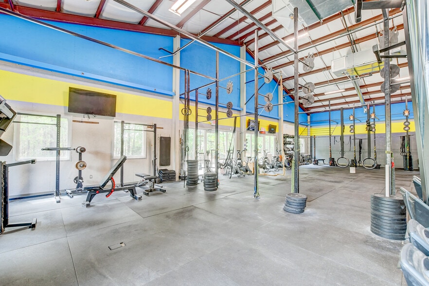 More Photos Of 3400 Turgot Ln, Mount Pleasant Health Club For Lease