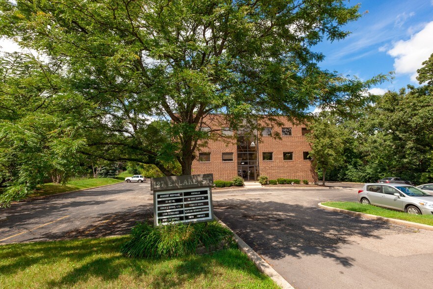 127 E Lake St, Bloomingdale, IL 60108 Office For Sale