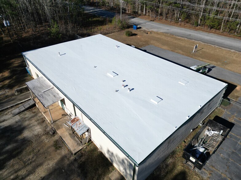 More Photos Of 163 Asten Rd, Clinton Warehouse For Lease