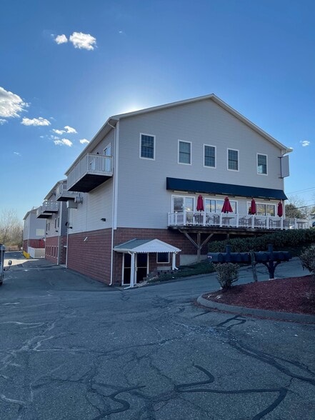 More Photos Of 154 New Britain Ave, Rocky Hill Restaurant For Sale
