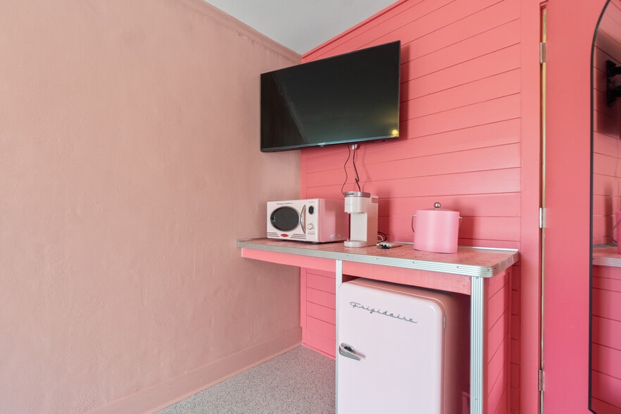 More Photos Of 3155 W Highway 98, Port Saint Joe Hotel For Sale