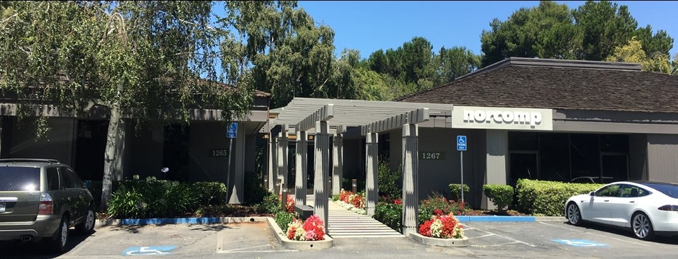 Primary Photo Of 1265 Oakmead Pky, Sunnyvale Medical For Lease