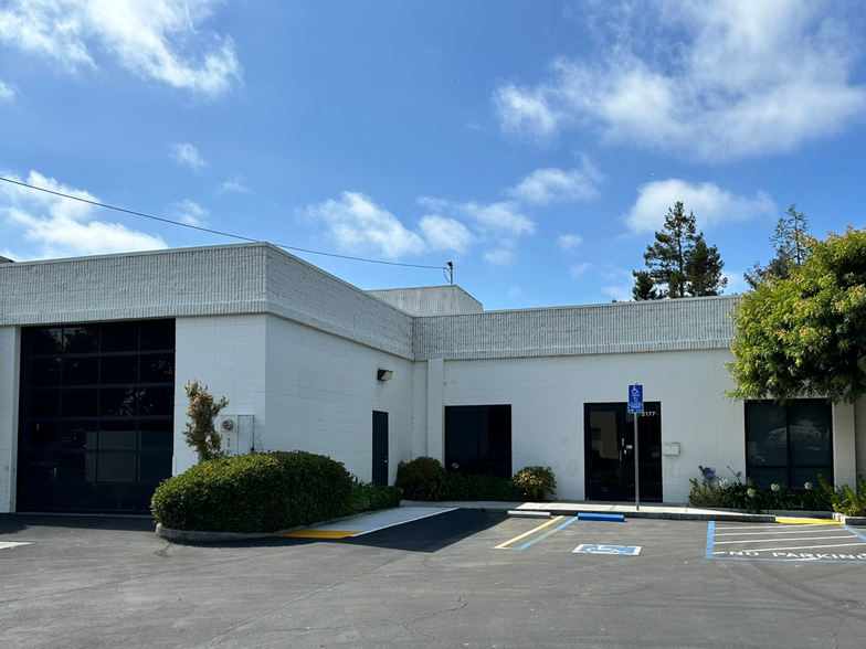 Primary Photo Of 2177 Leghorn St, Mountain View Research And Development For Lease