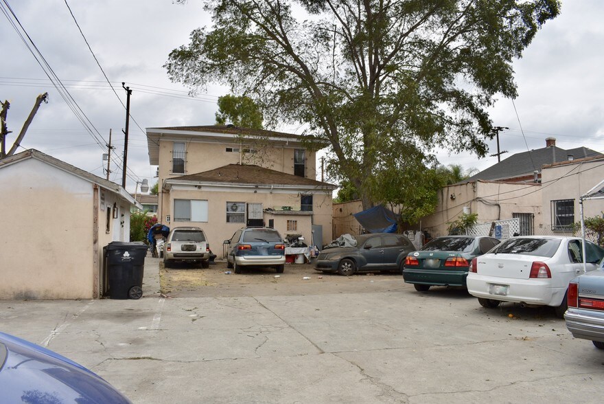 More Photos Of 1627 S Burlington Ave, Los Angeles Apartments For Sale