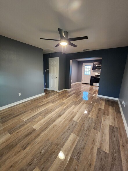 More Photos Of 220 Bois D Arc St, Canton Apartments For Sale