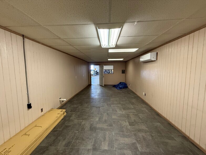 More Photos Of 5012 Andrews Hwy, Odessa Industrial For Sale