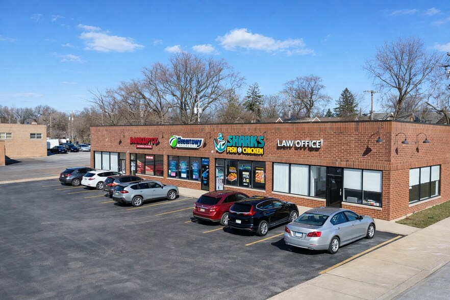 More Photos Of 10247-10259 S Western Ave, Chicago Unknown For Lease