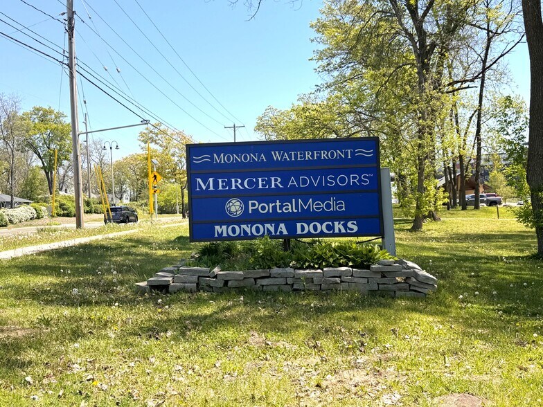 More Photos Of 400 Interlake Dr, Madison Office For Lease