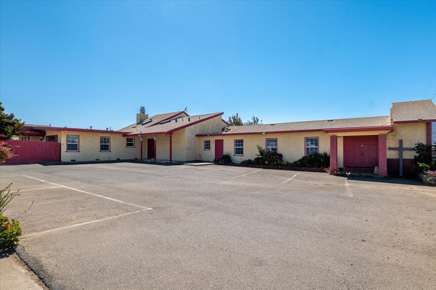Primary Photo Of 25588 Jackson st, Chualar Religious Facility For Sale