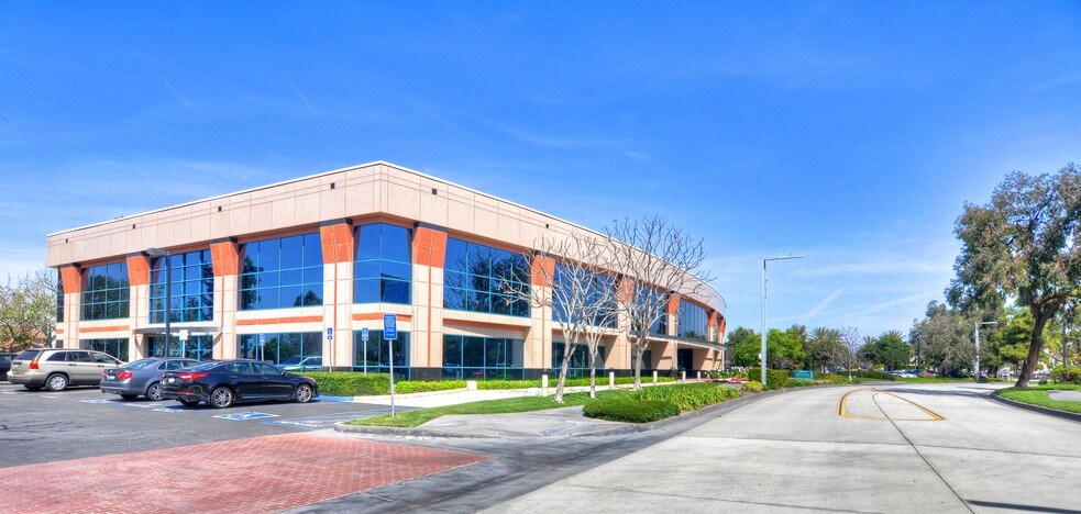 More Photos Of 12898 Towne Center Dr, Cerritos Unknown For Lease