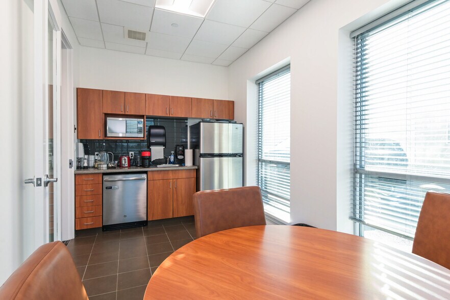 More Photos Of 17650 66A Ave, Surrey Office For Lease