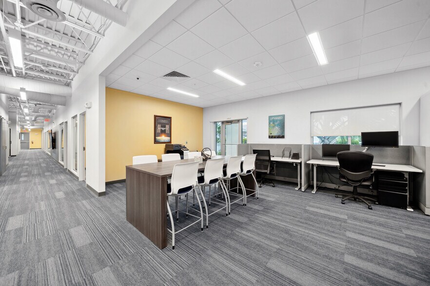 More Photos Of 1005 Viera Blvd, Rockledge Office For Lease