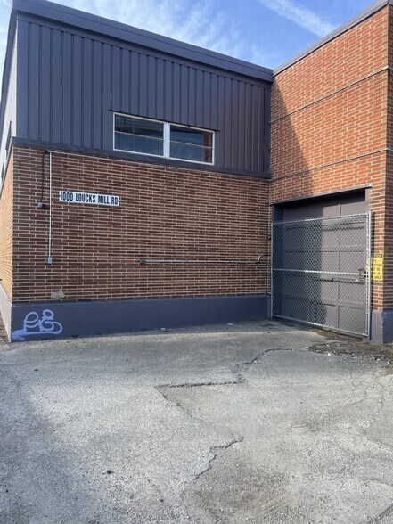 More Photos Of 1001 Loucks Mill Rd, York Warehouse For Lease