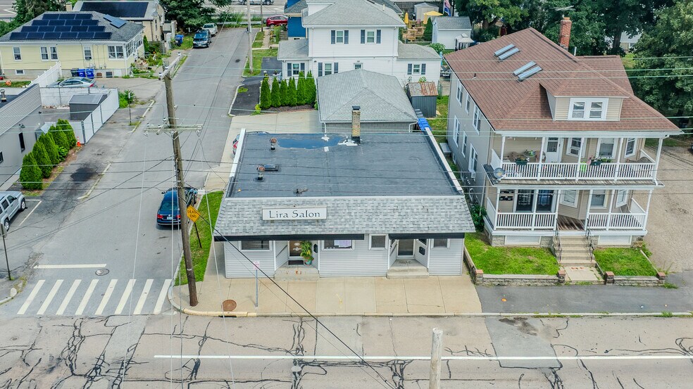 More Photos Of 492-494 Warren Ave, East Providence Storefront Retail Office For Sale