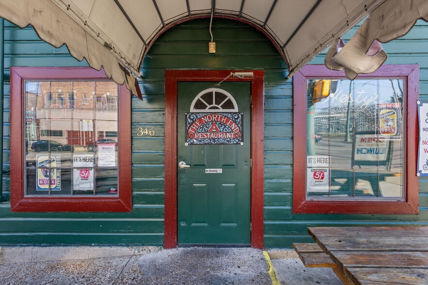 More Photos Of 346 N Main St, Memphis Restaurant For Sale