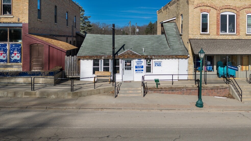 Primary Photo Of 115 E State St, Fife Lake Restaurant For Sale