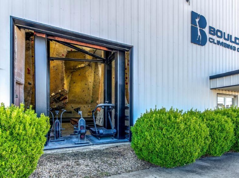 More Photos Of 325 Indian Trl, Harker Heights Industrial For Sale