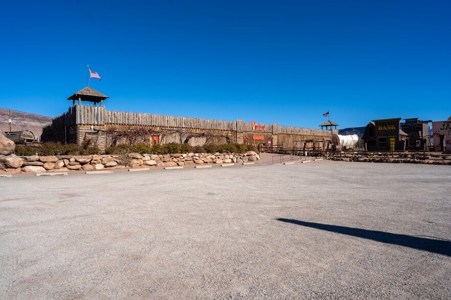 More Photos Of 1000 W SR 9, Virgin Freestanding For Sale