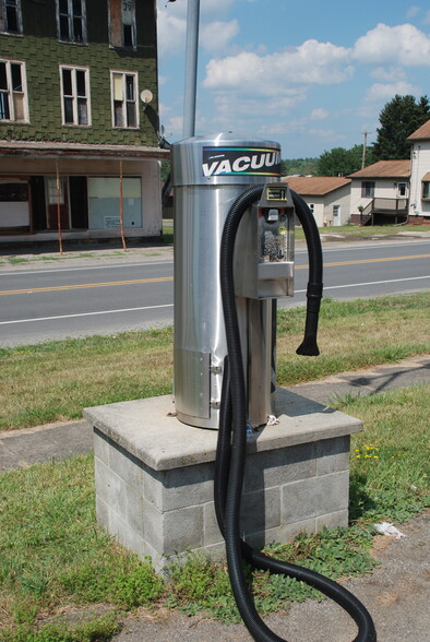 More Photos Of 444 Main Street, Corsica Carwash For Sale