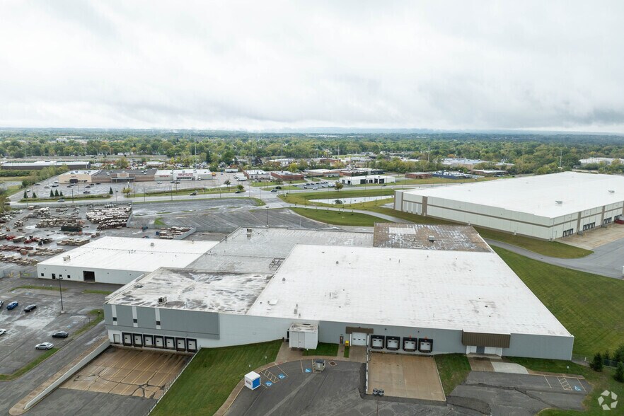 More Photos Of 20801 Miles Rd, North Randall Warehouse For Lease