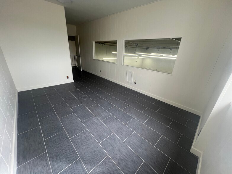 More Photos Of 1823 Marine Ave, Gardena Service For Lease