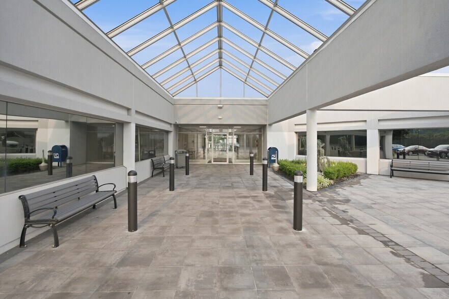 More Photos Of 877 Stewart Ave, Garden City Medical For Sale