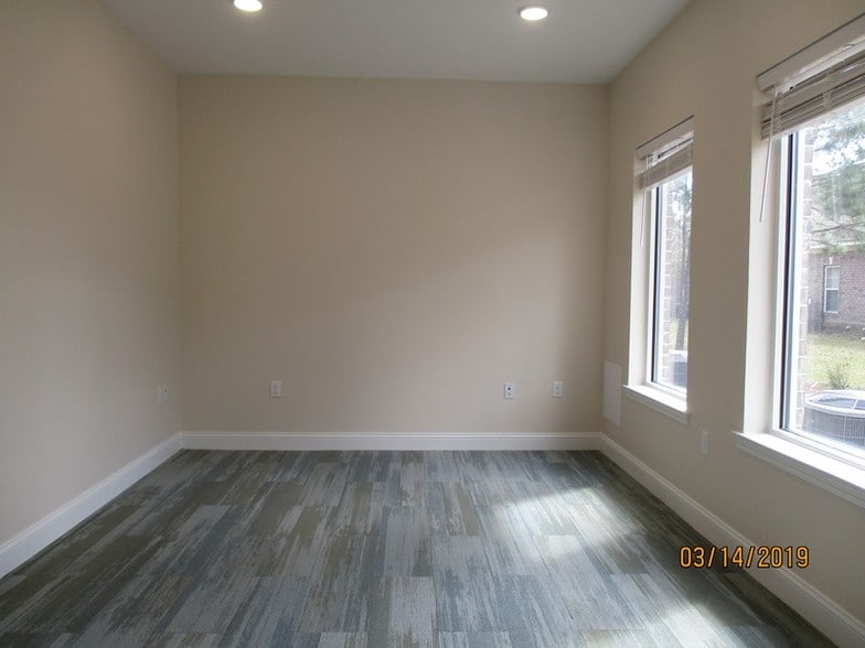 More Photos Of 122 Canal St, Pooler Medical For Lease